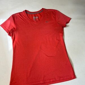 Nike Dri-Fit University Red Crew Neck Performance Training Tee M
